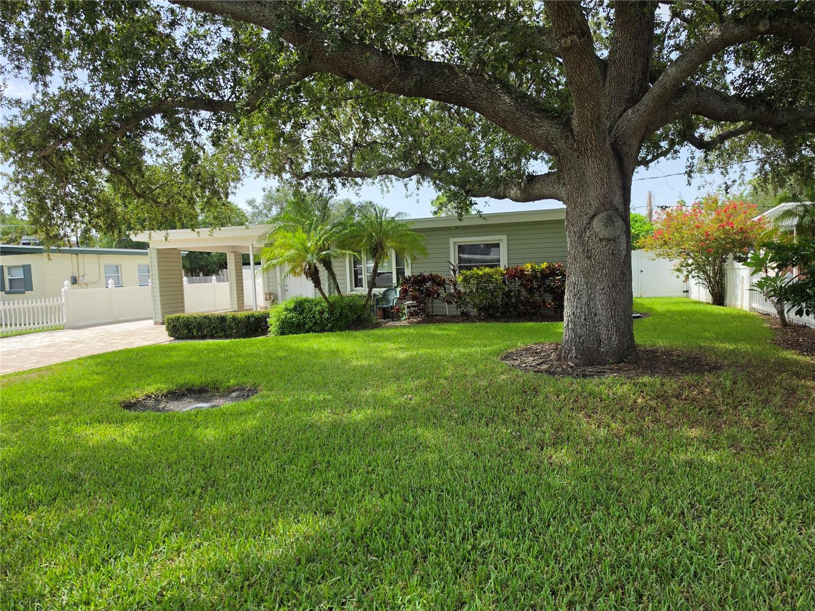 GANDY BLVD PARK 2ND ADD - Residential