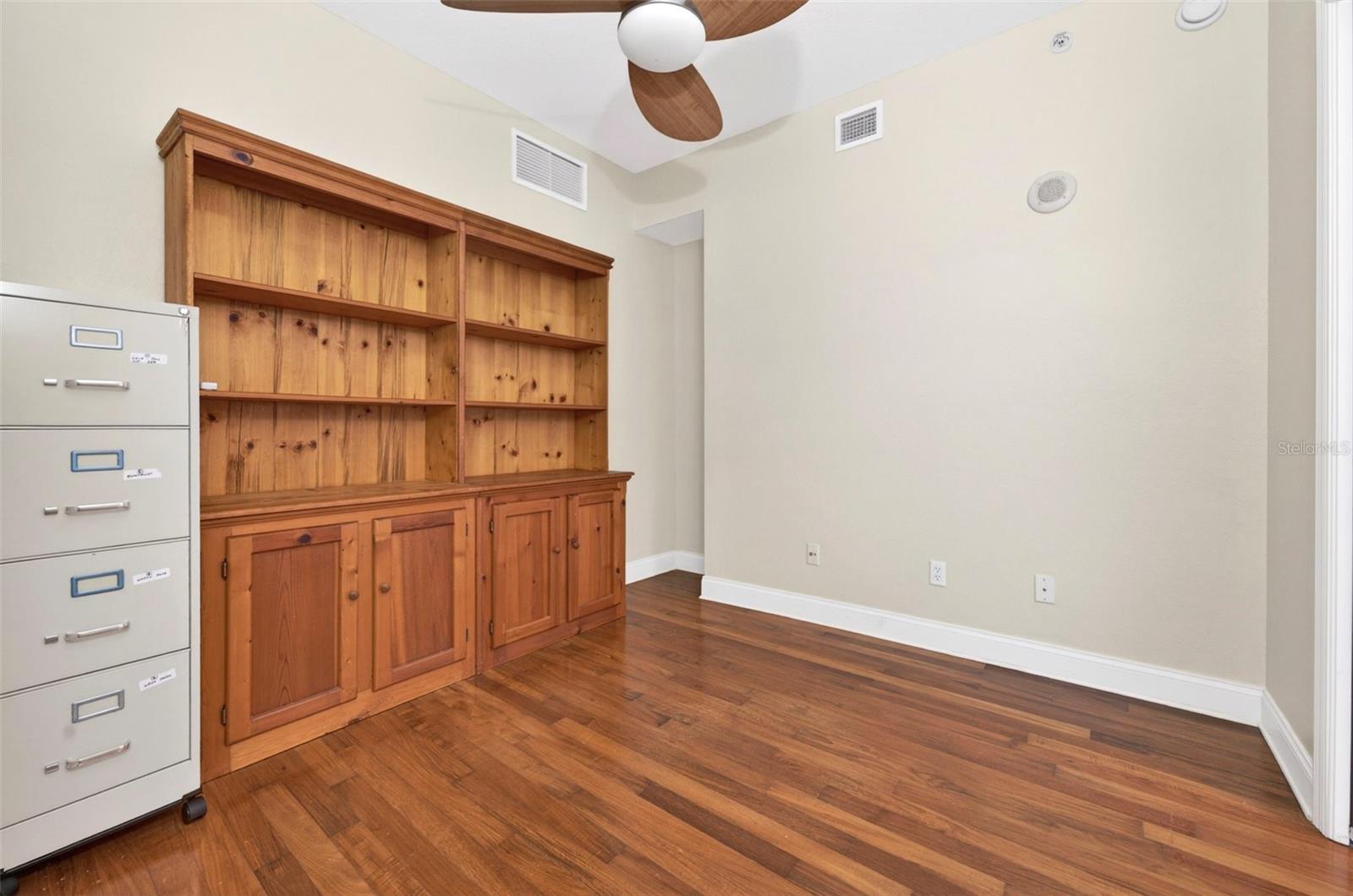 OCEANS GRAND CONDO - Residential