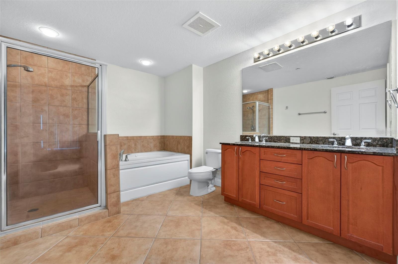 OCEANS GRAND CONDO - Residential