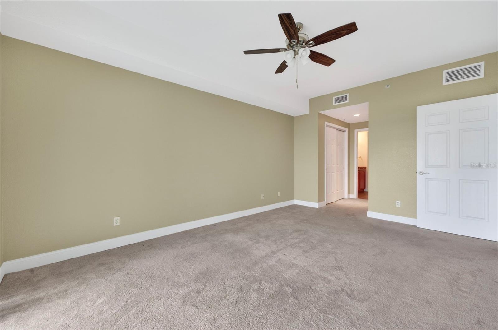OCEANS GRAND CONDO - Residential