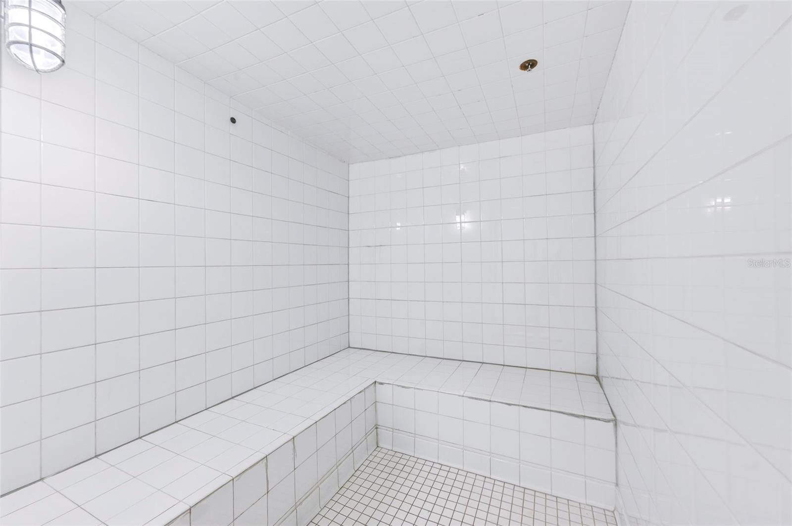 OCEANS GRAND CONDO - Residential