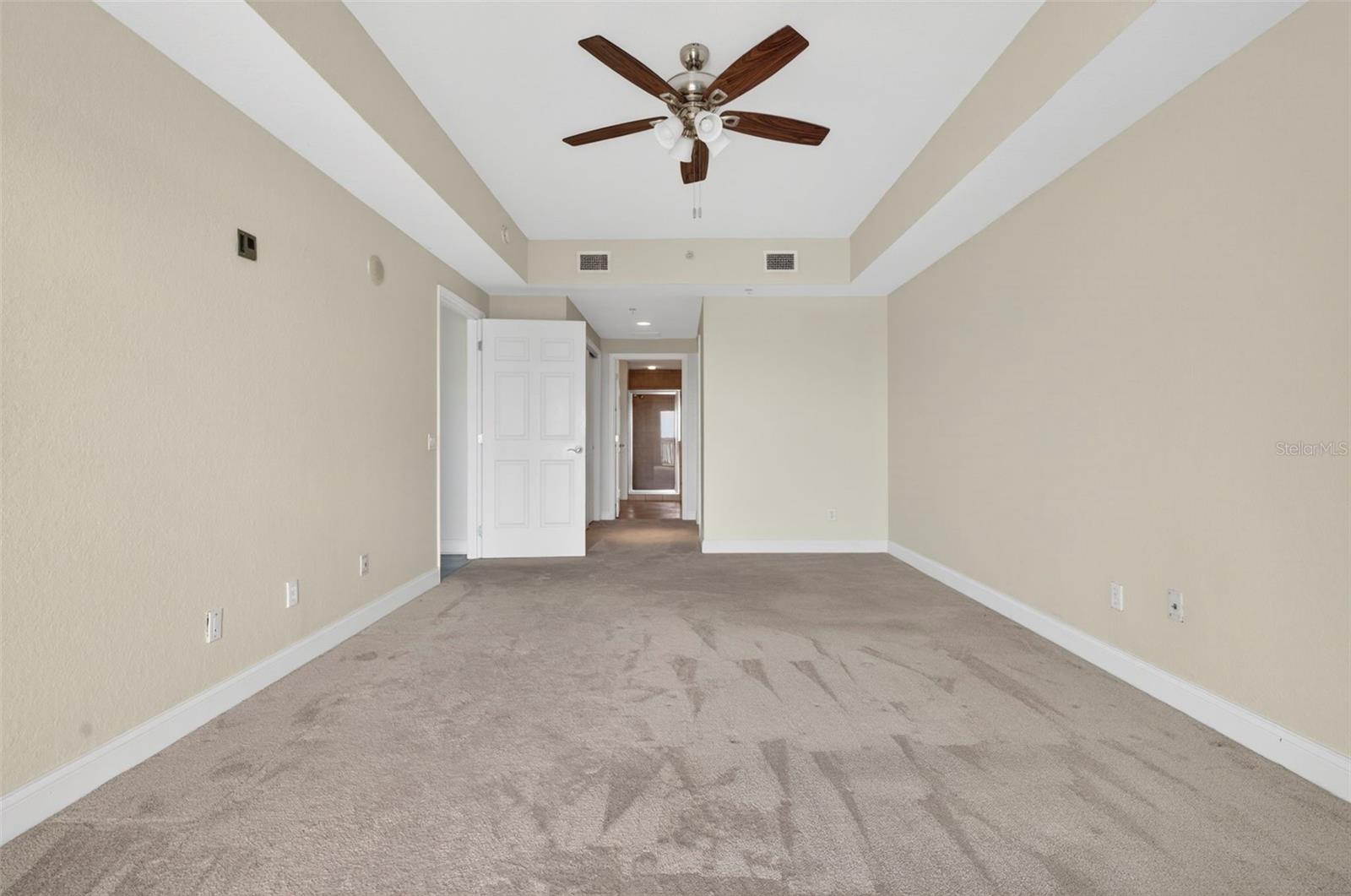 OCEANS GRAND CONDO - Residential