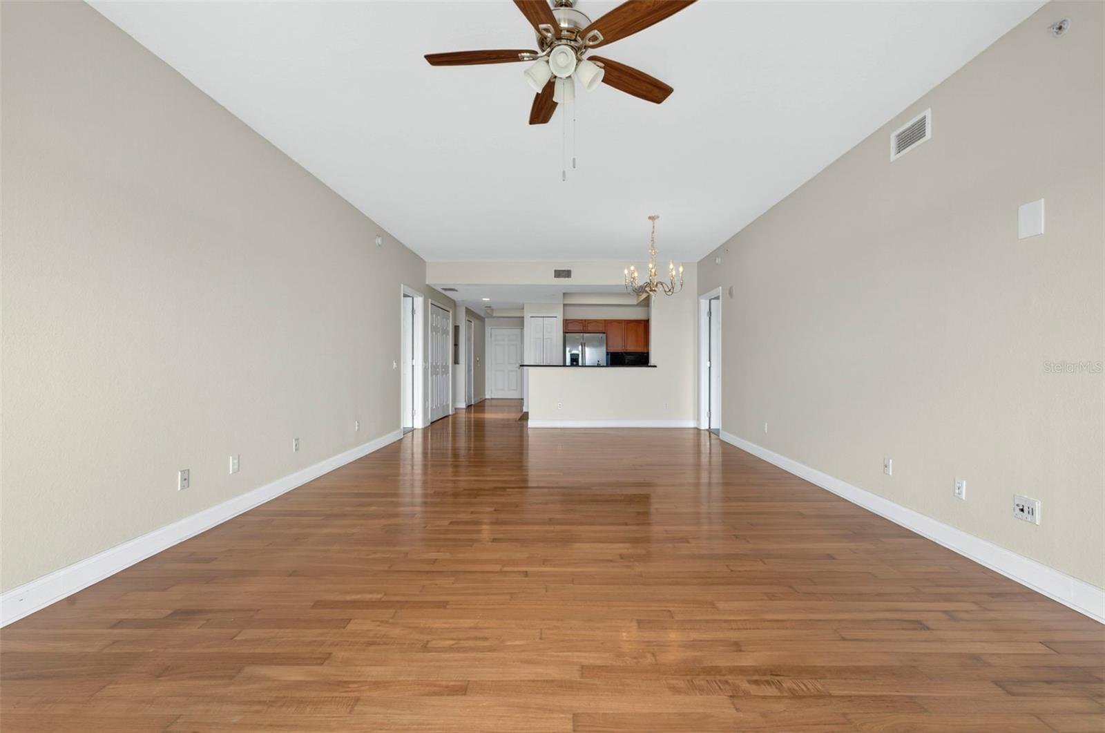 OCEANS GRAND CONDO - Residential