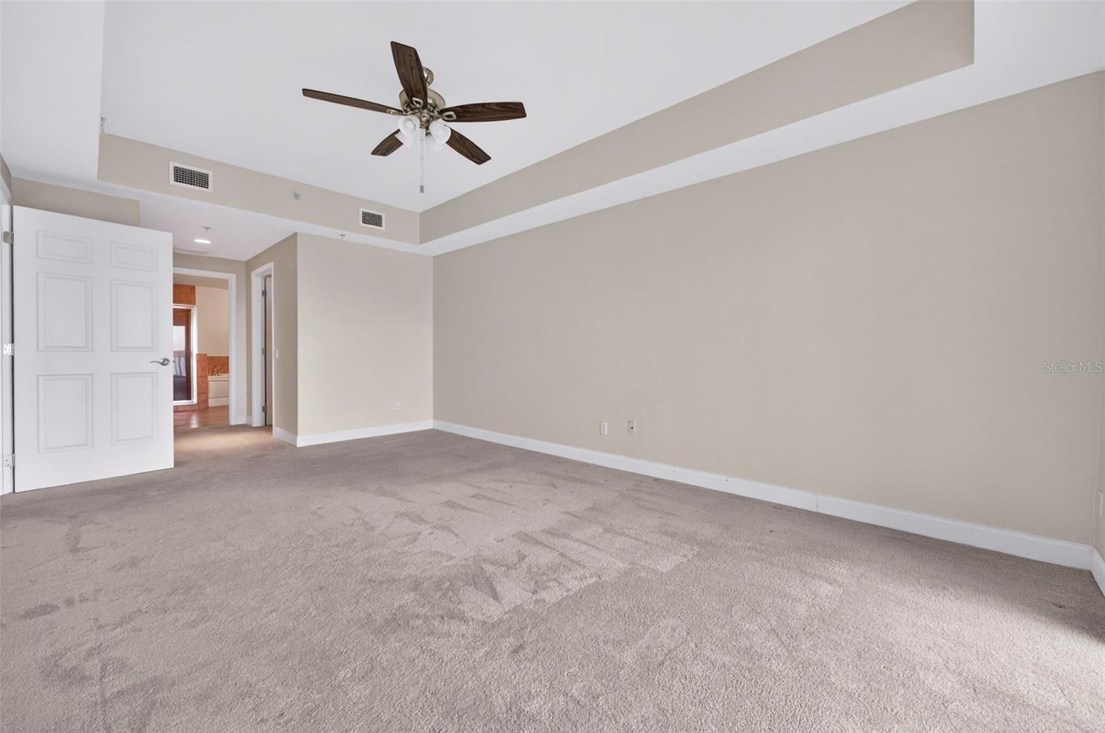 OCEANS GRAND CONDO - Residential