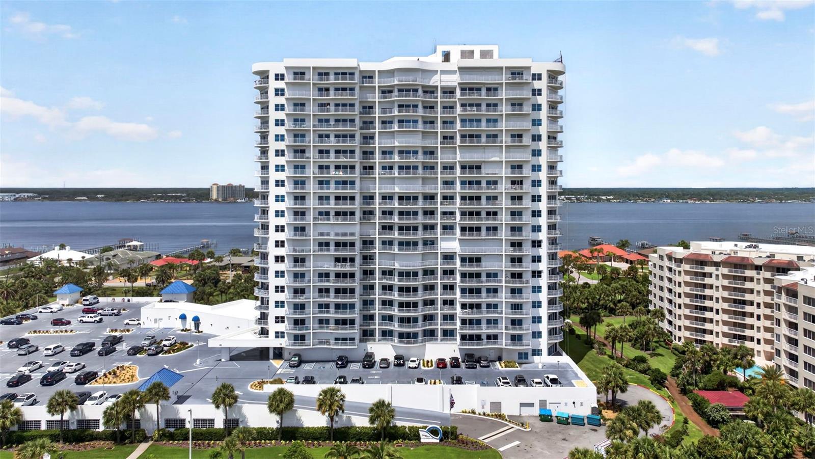 OCEANS GRAND CONDO - Residential