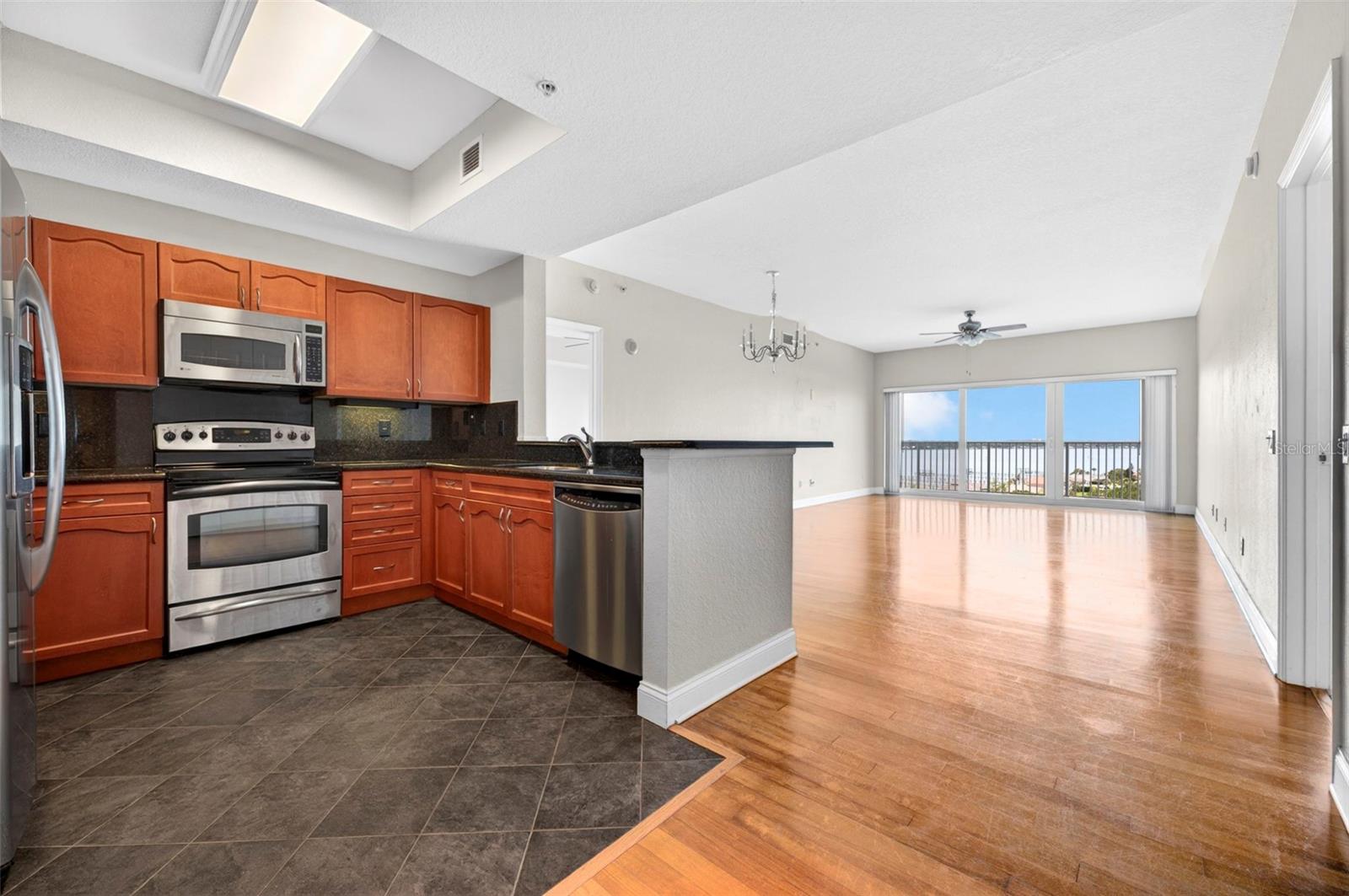 OCEANS GRAND CONDO - Residential
