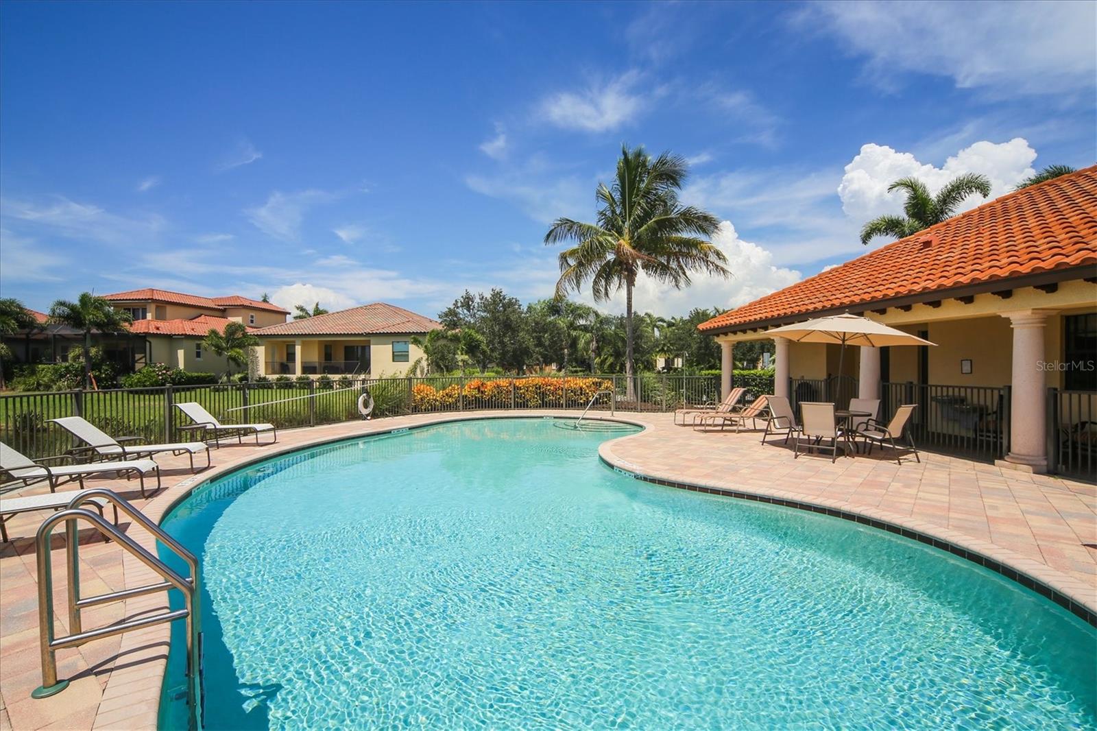 LEGENDS BAY - Residential