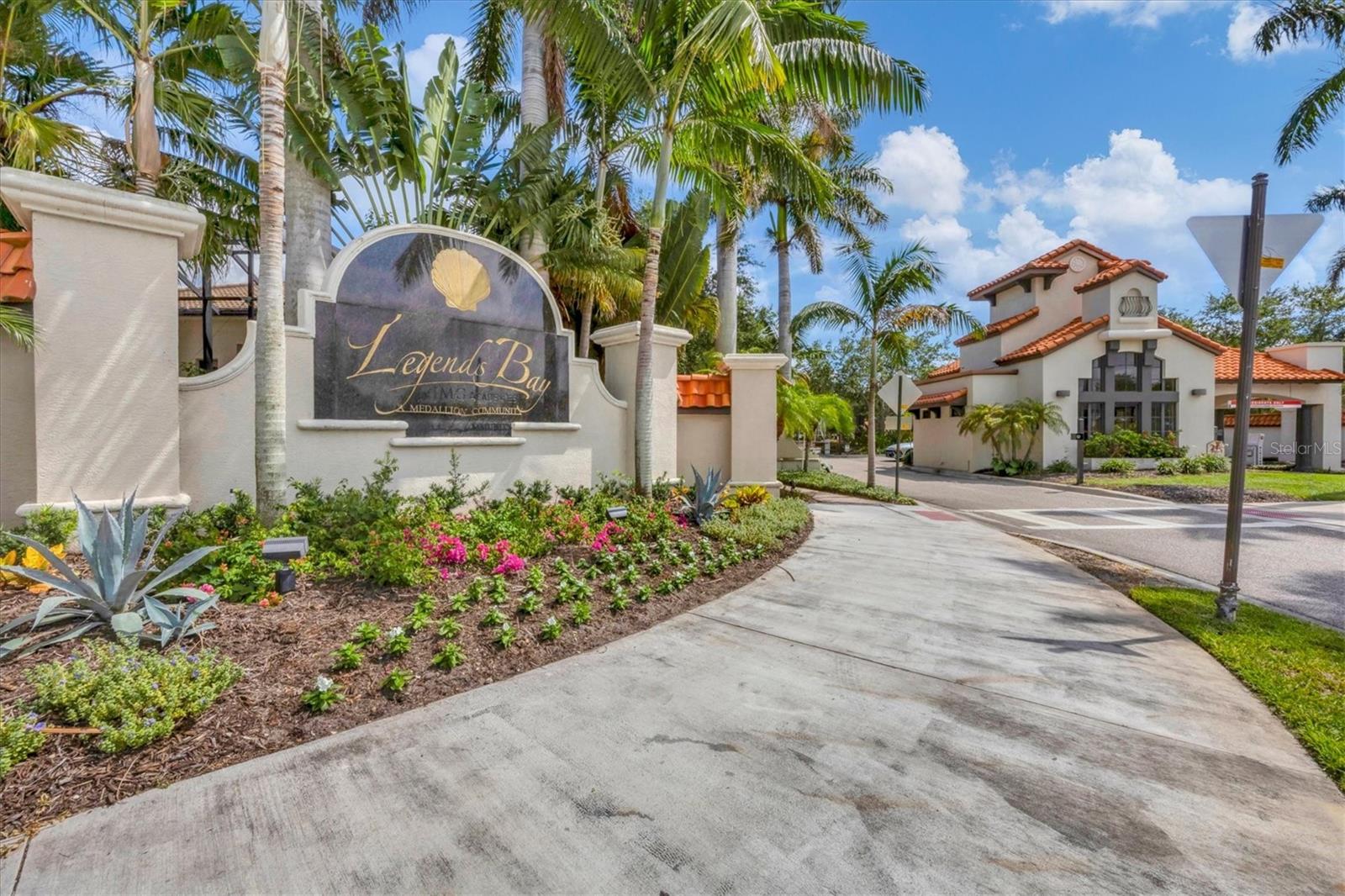 LEGENDS BAY - Residential