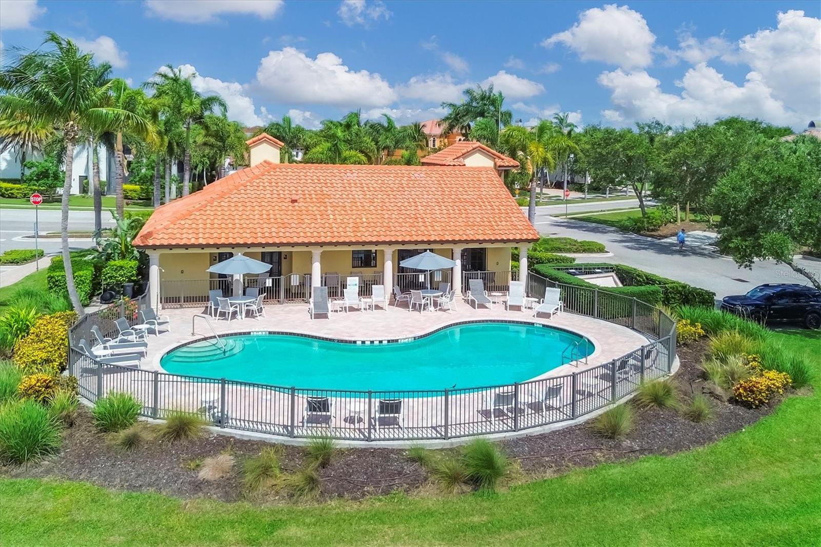LEGENDS BAY - Residential