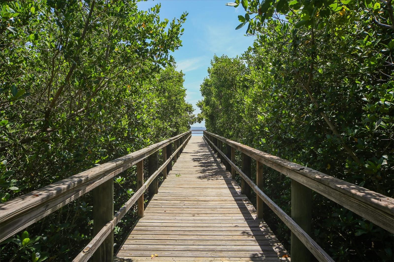 LEGENDS BAY - Residential