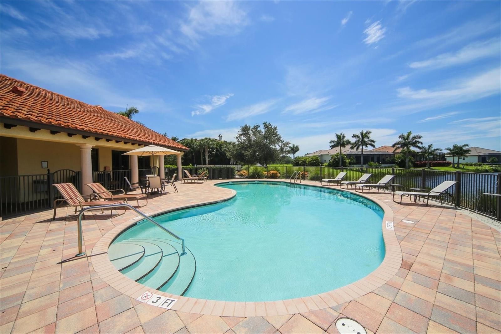 LEGENDS BAY - Residential