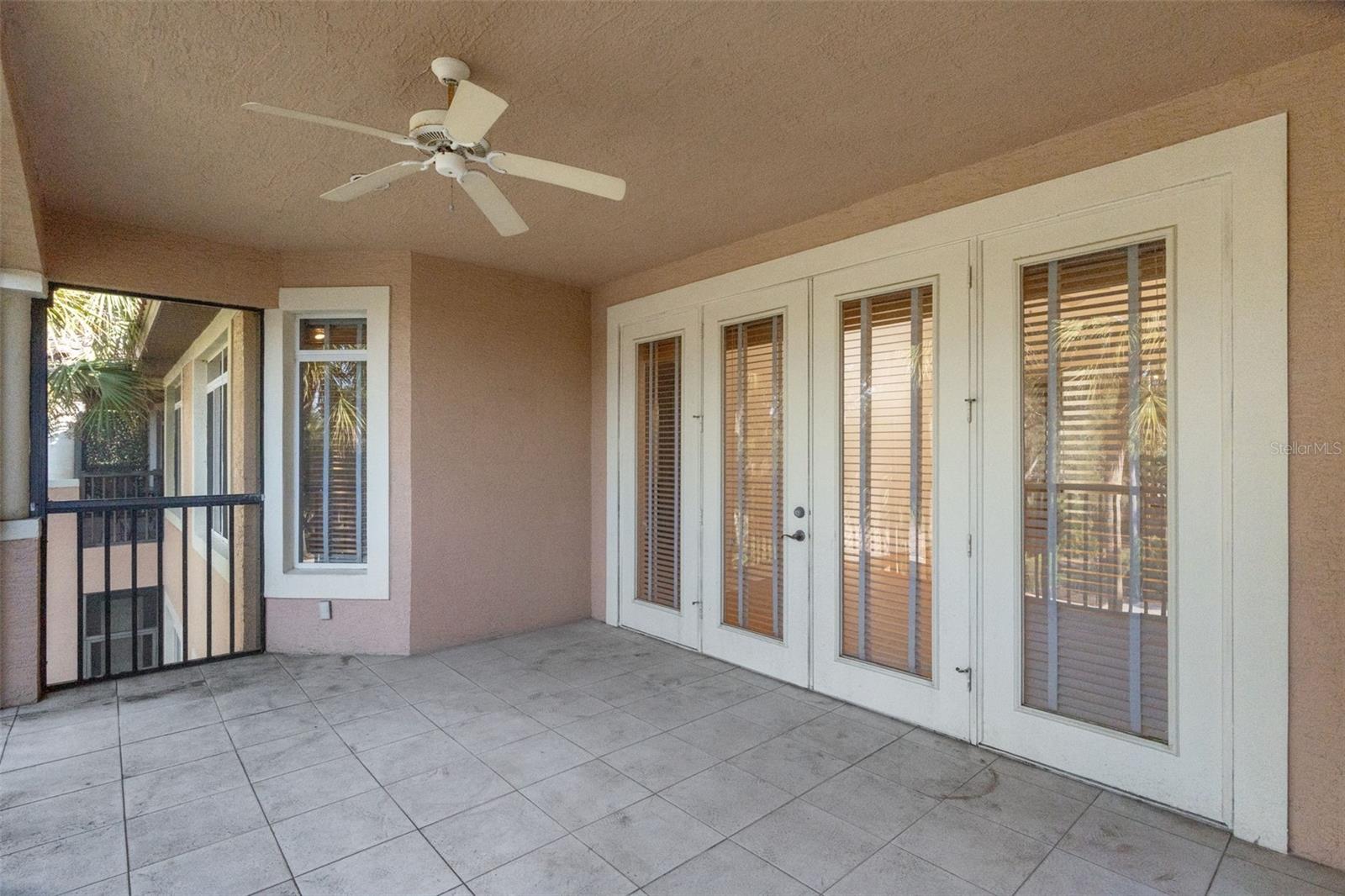 HOWEY MISSION SONOMA CONDO - Residential