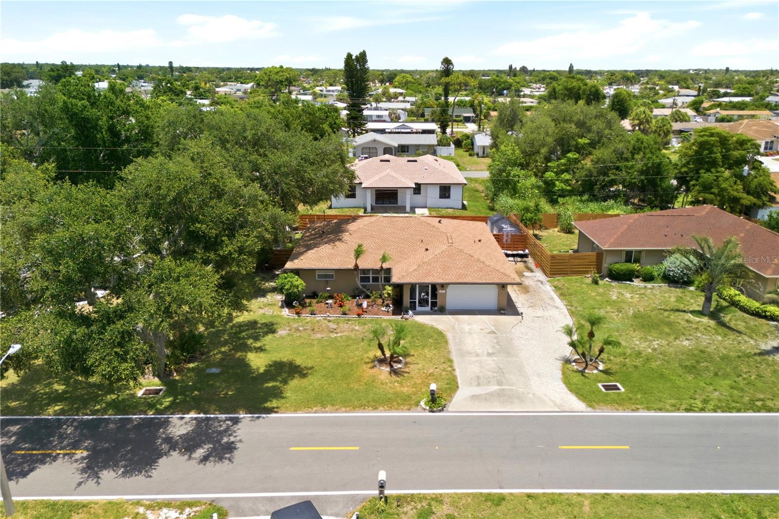 SOUTH VENICE - Residential