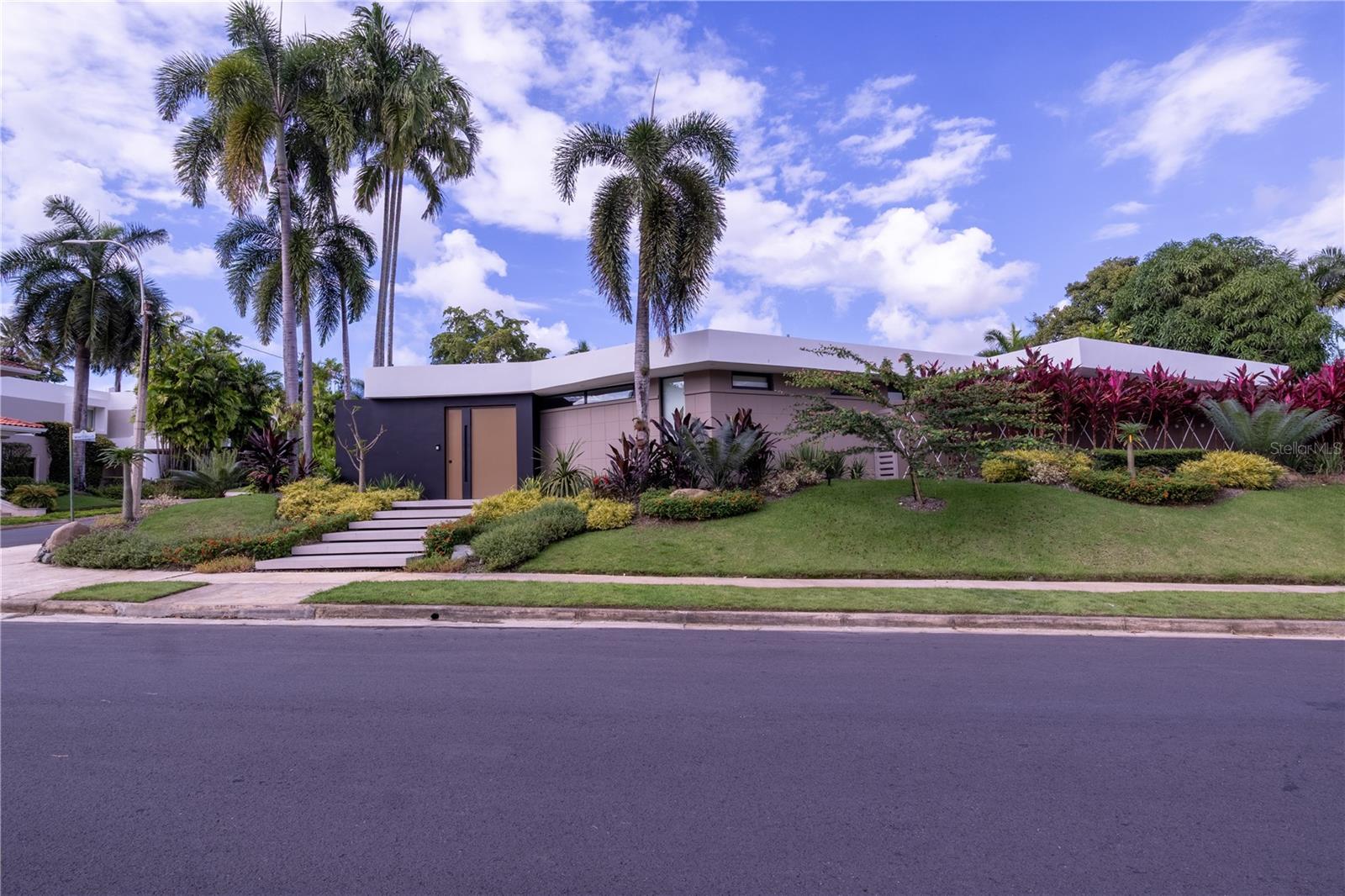 GARDEN HILLS NORTH - Residential