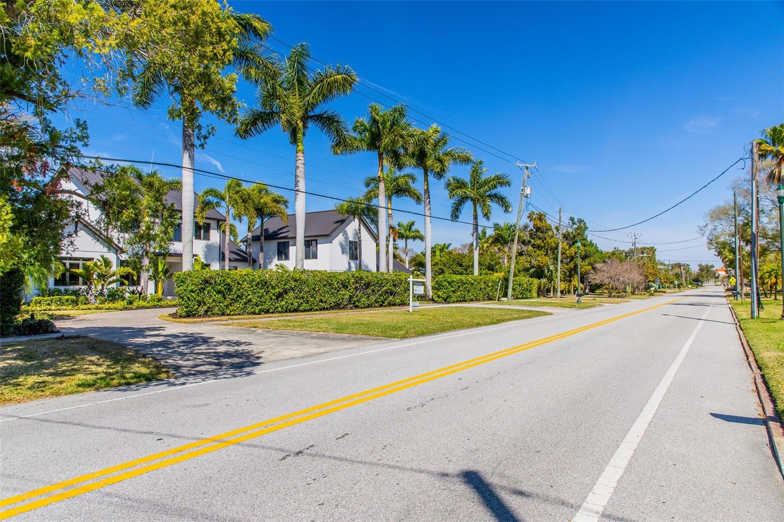 SAPPHIRE SHORES - Residential
