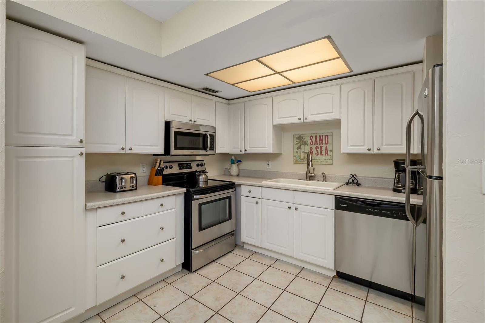 CRESCENT ARMS - Residential