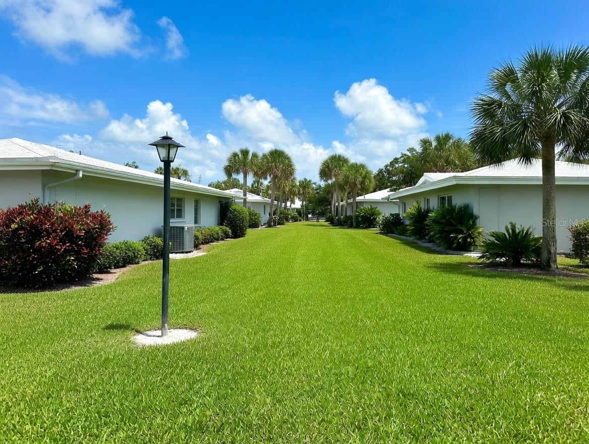 SOUTH GATE VILLAGE GREEN 08 - Residential