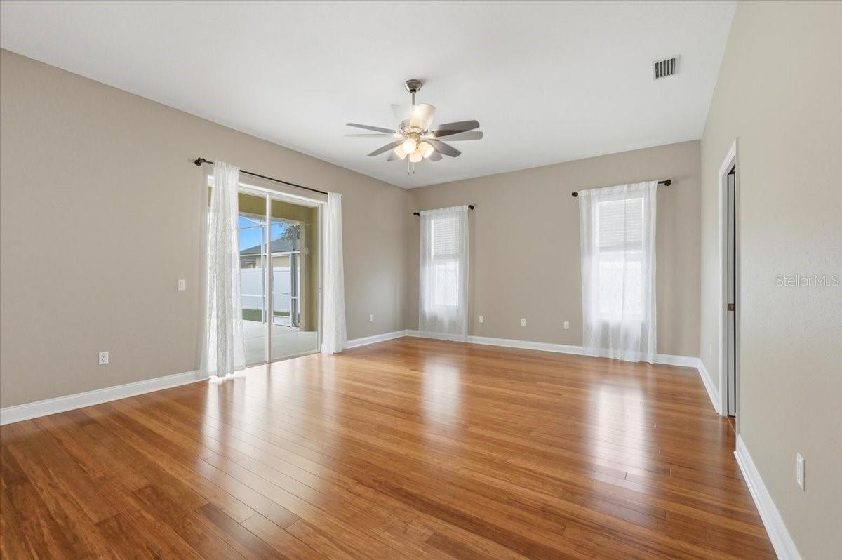MAGNOLIA CHASE - Residential