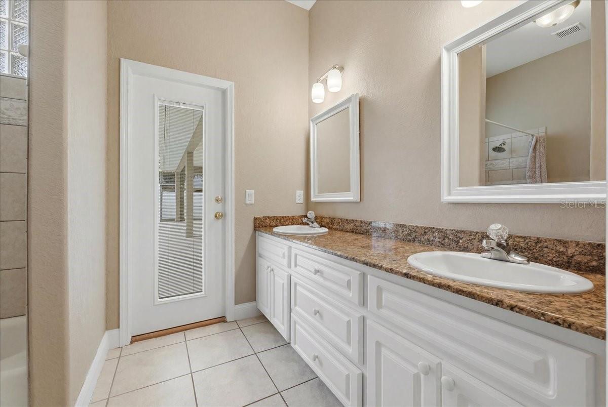 MAGNOLIA CHASE - Residential