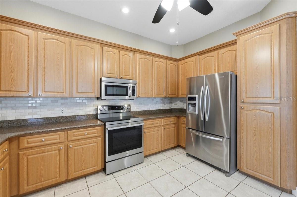 MAGNOLIA CHASE - Residential