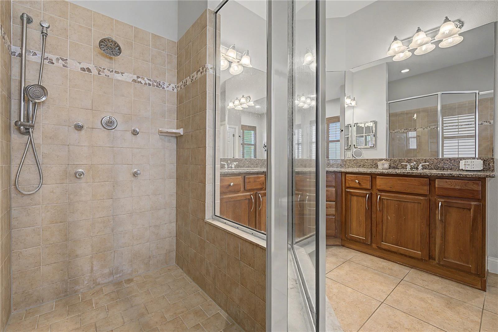 STONEGATE - Residential