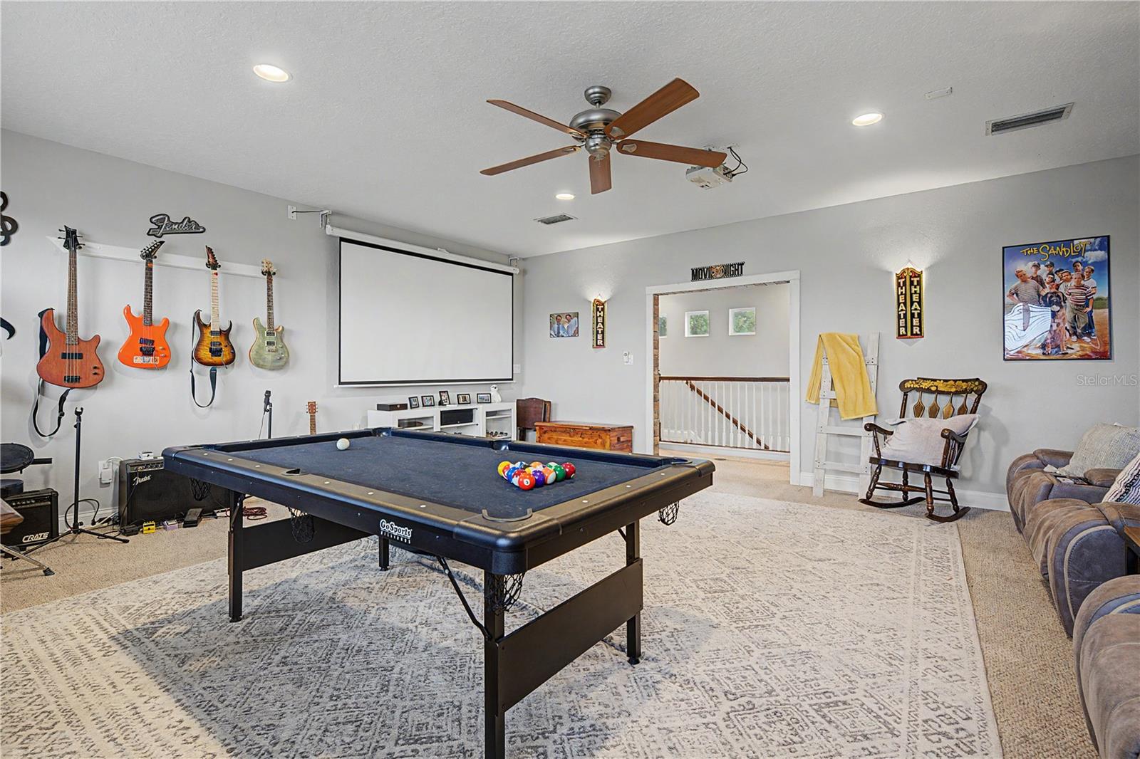 STONEGATE - Residential