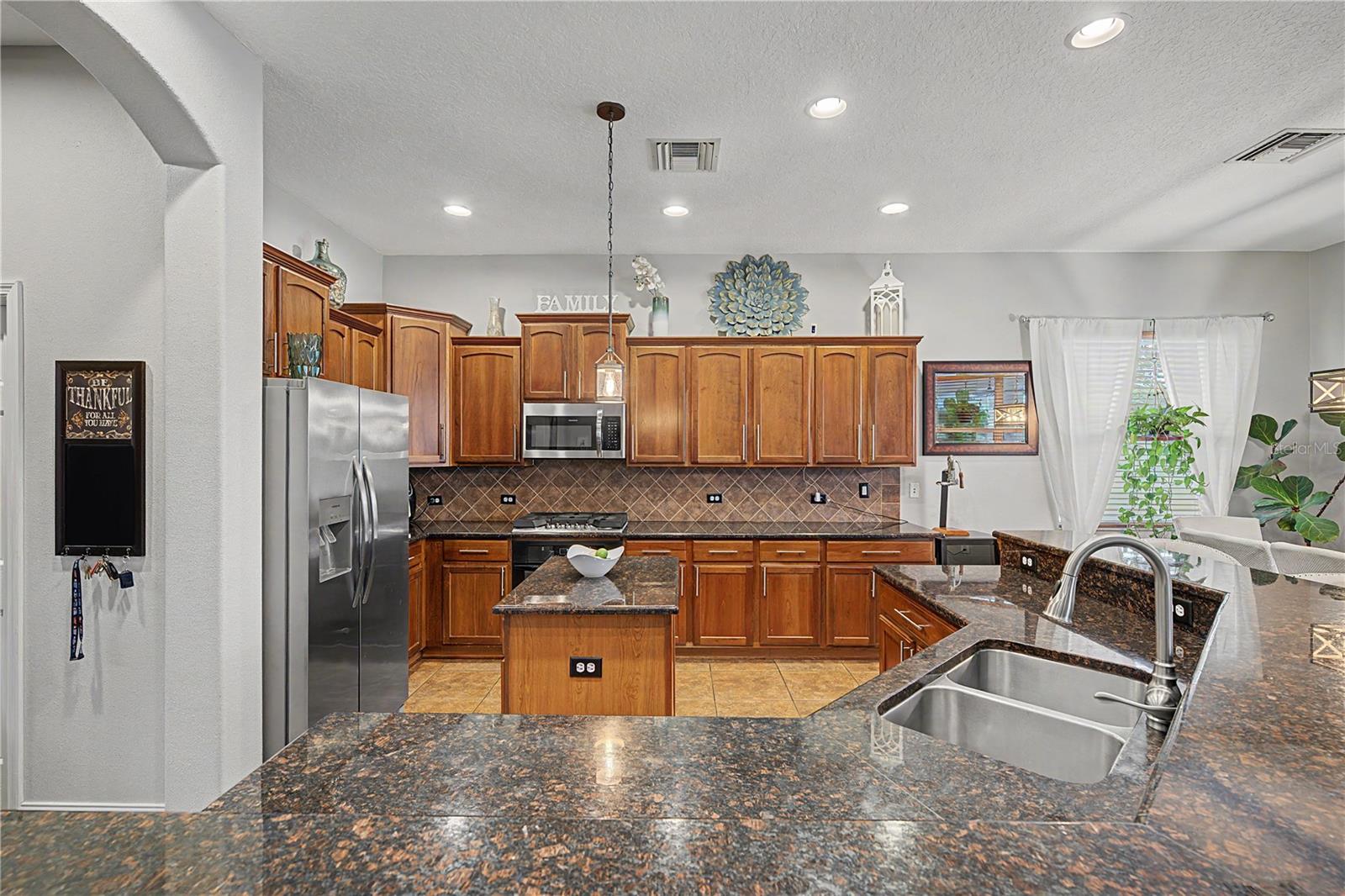 STONEGATE - Residential