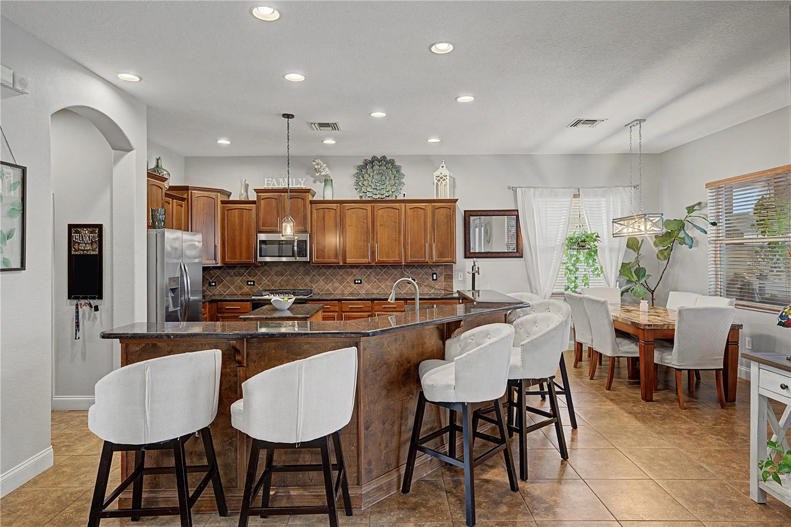 STONEGATE - Residential