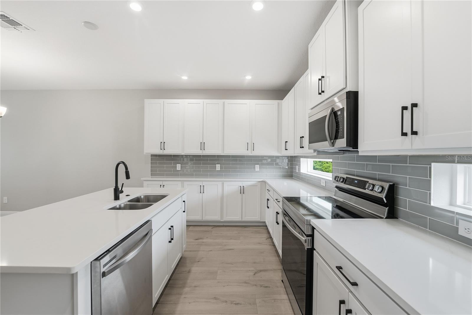 LAUREATE PARK PH 10 - Residential