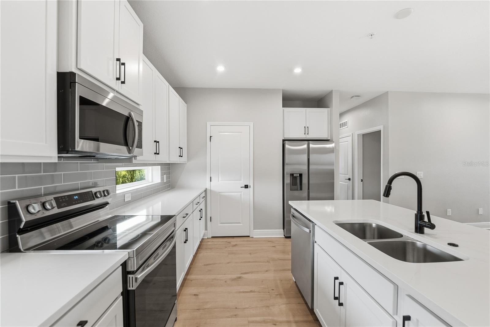 LAUREATE PARK PH 10 - Residential