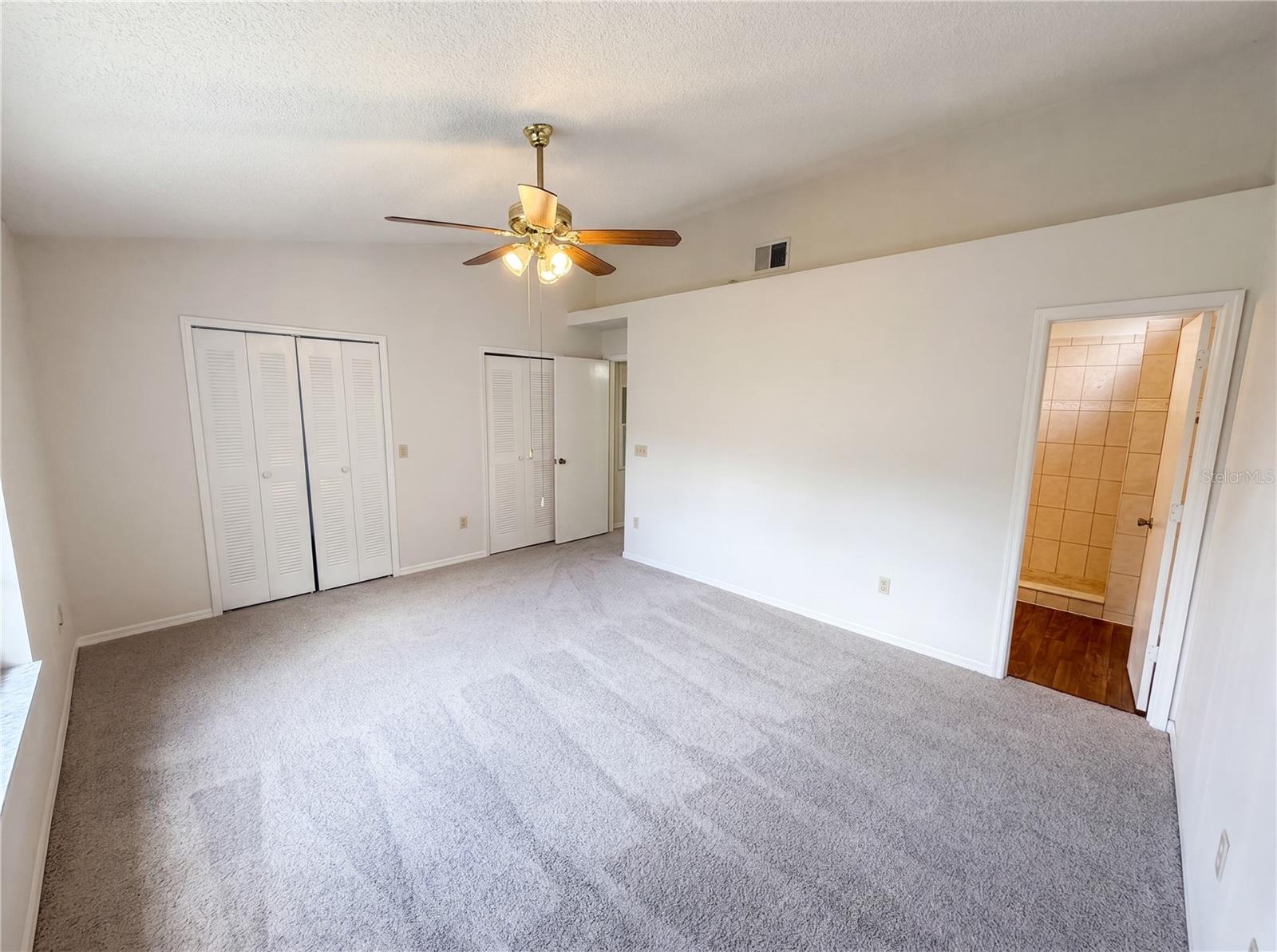 LAKEVIEW VILLAGE CONDO 16 - Residential