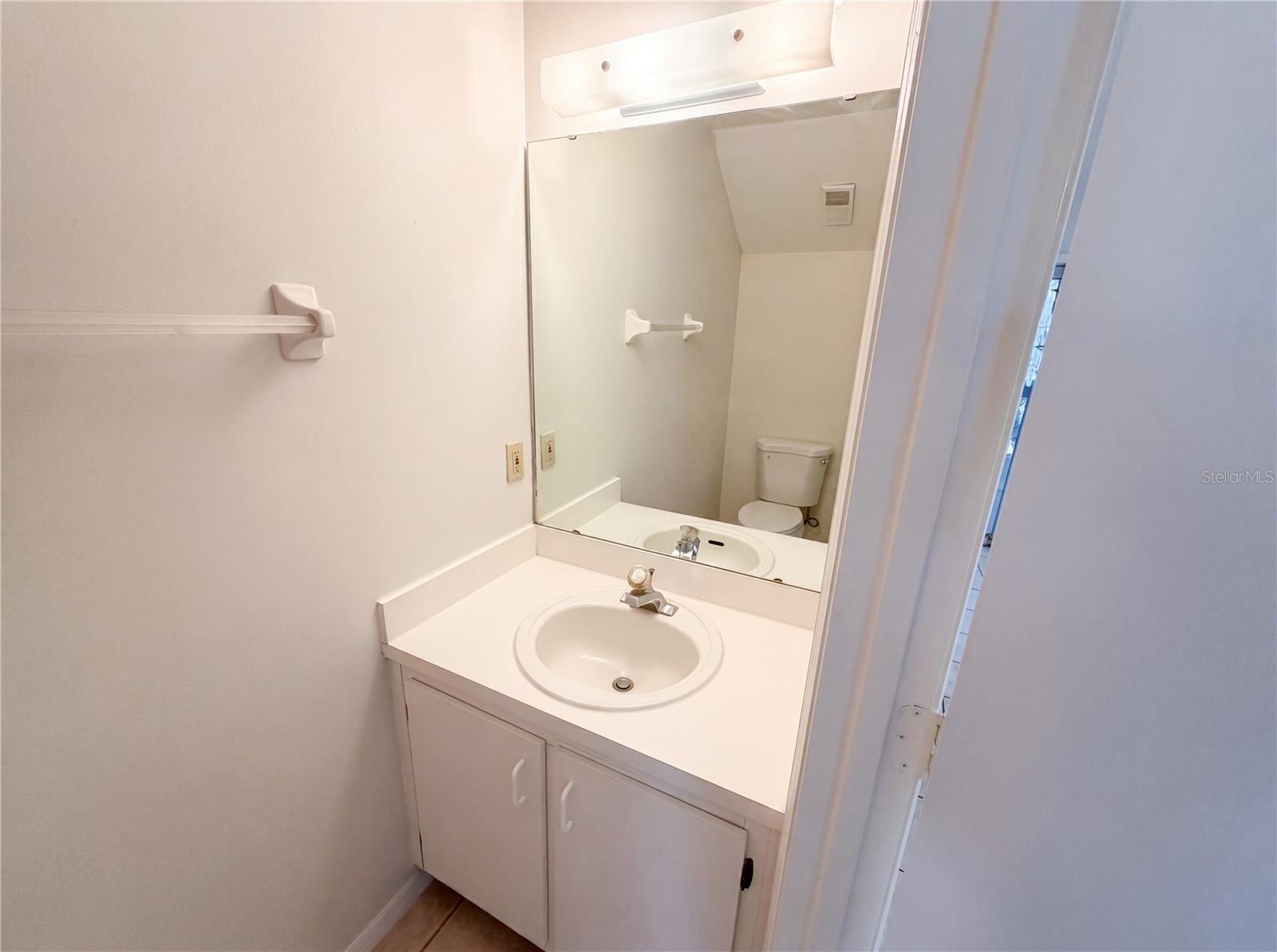 LAKEVIEW VILLAGE CONDO 16 - Residential