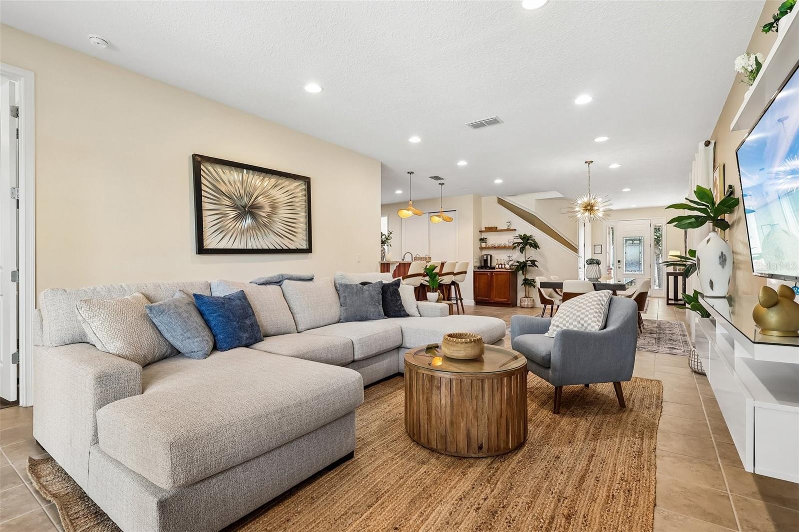 ENCORE AT REUNION - Residential