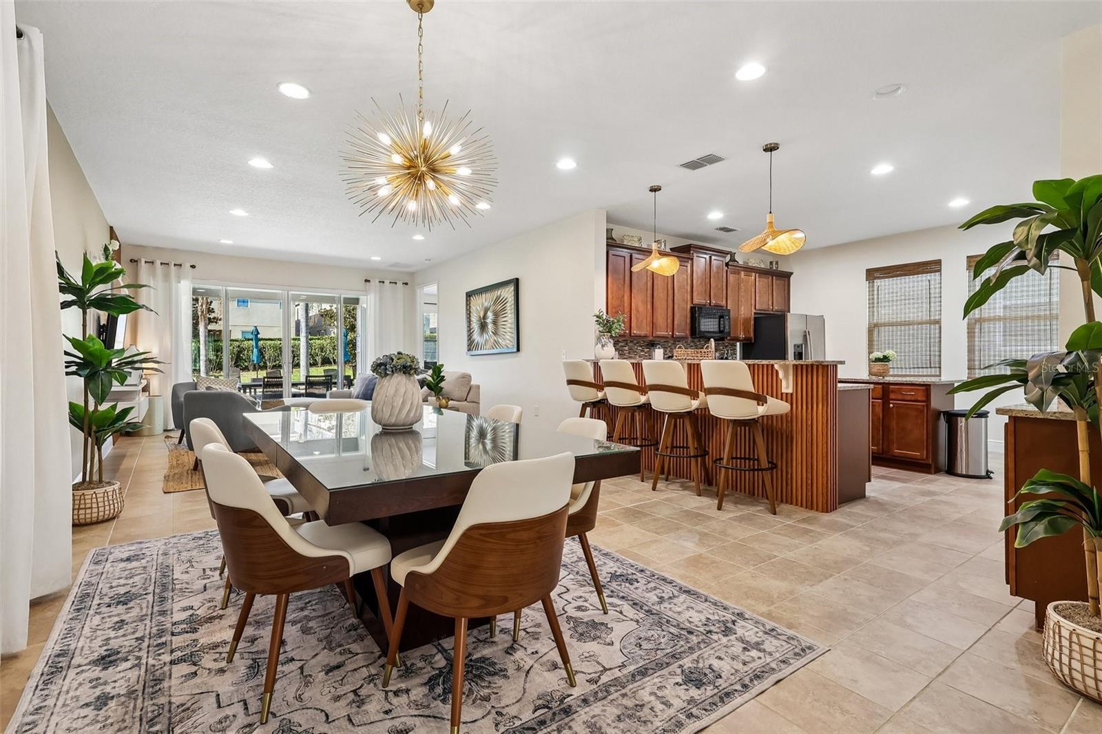 ENCORE AT REUNION - Residential