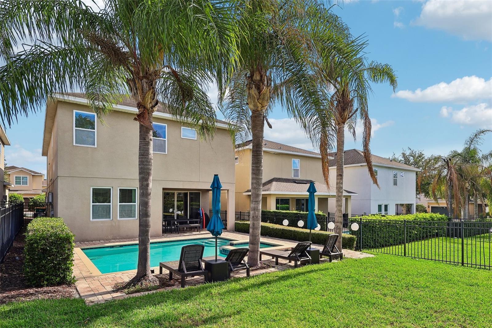 ENCORE AT REUNION - Residential