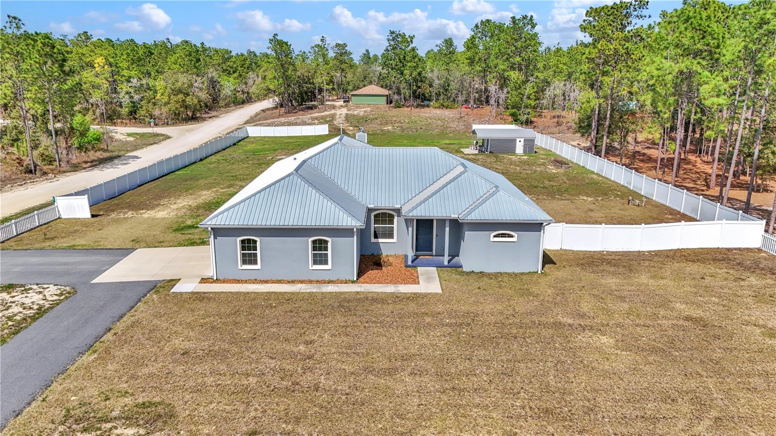 WILLISTON HLNDS - Residential