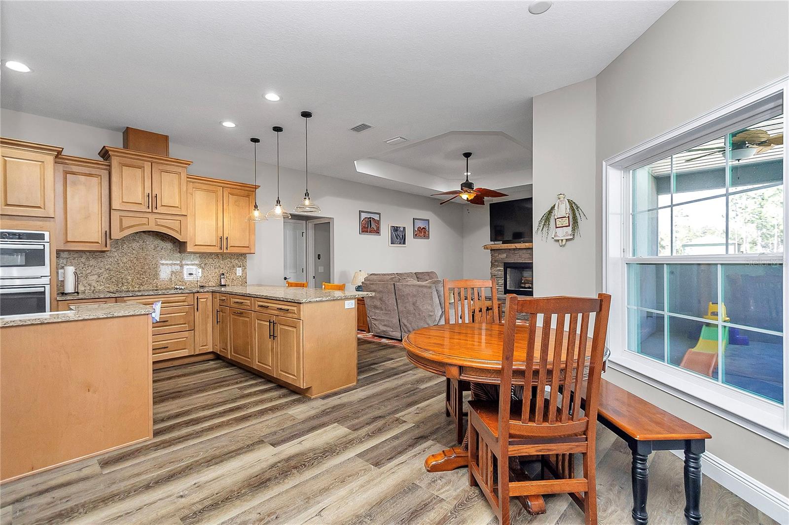 WILLISTON HLNDS - Residential