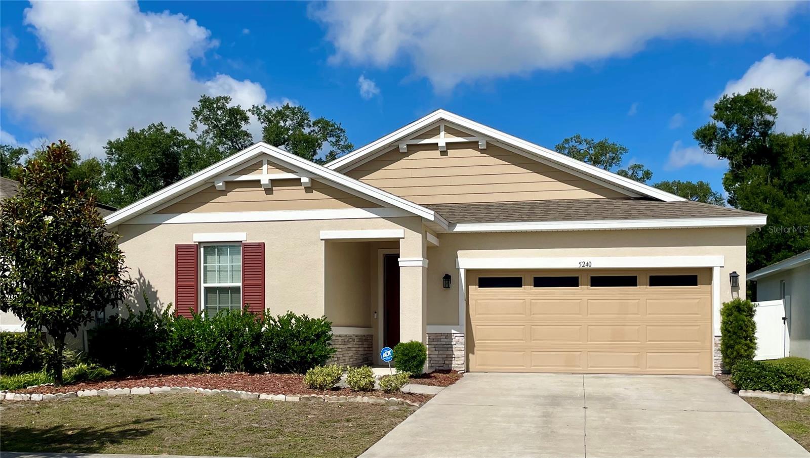 SPRING CREEK PB 74 PG 45-48 LOT 82 ORB 5856 PG 527 - Residential