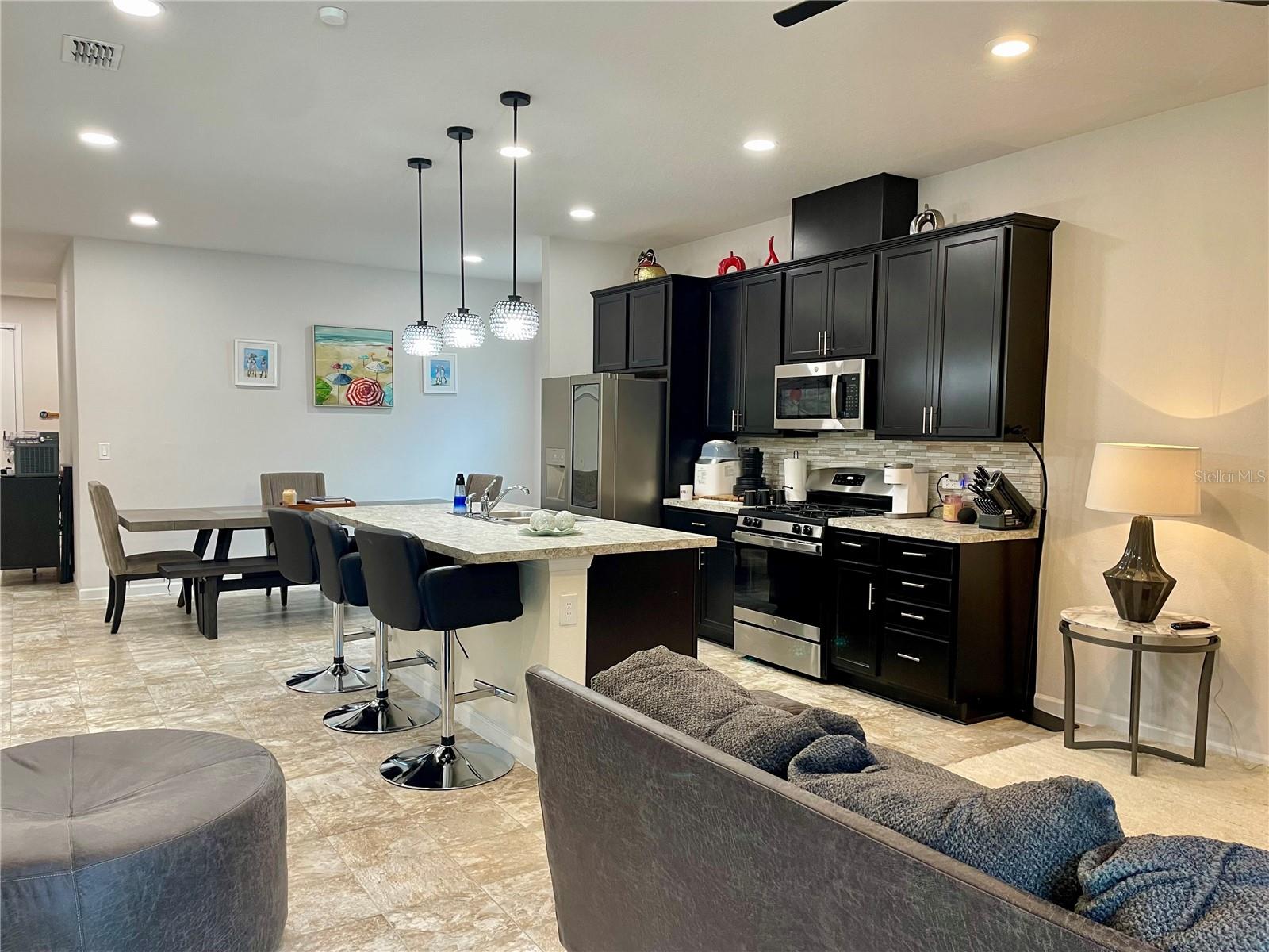 SPRING CREEK PB 74 PG 45-48 LOT 82 ORB 5856 PG 527 - Residential