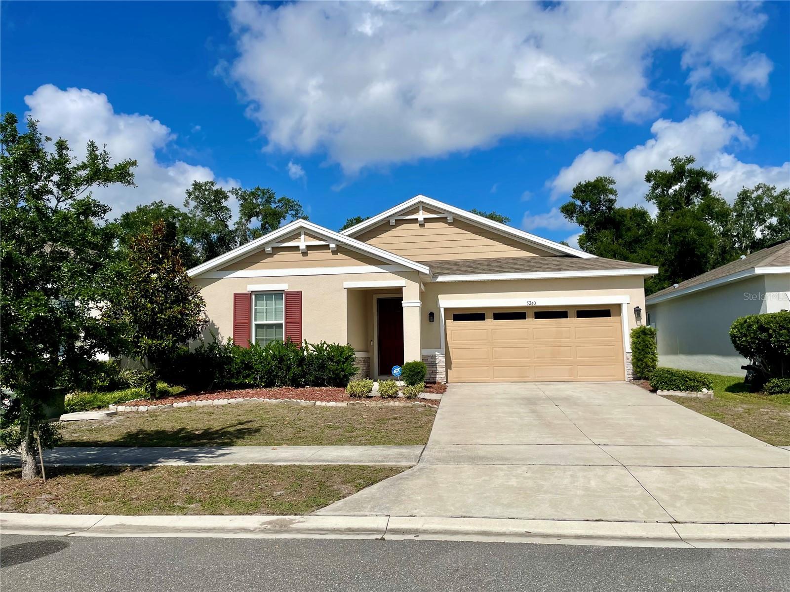 SPRING CREEK PB 74 PG 45-48 LOT 82 ORB 5856 PG 527 - Residential