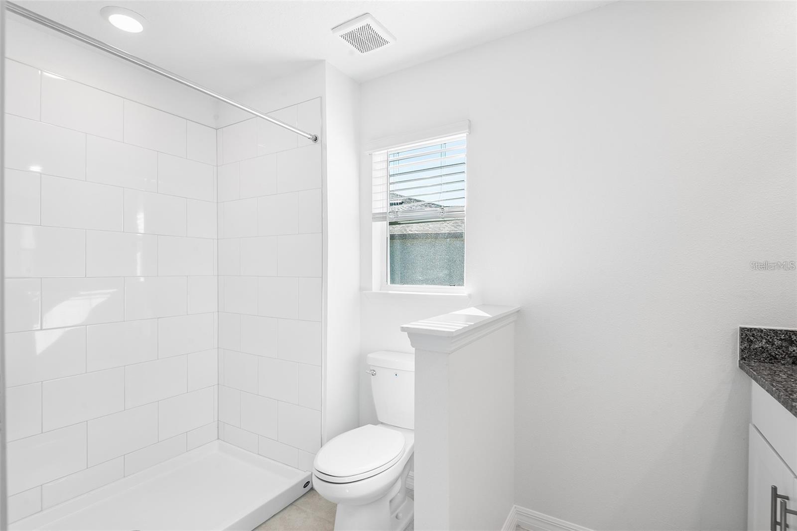 ANGELINE PH 3A - Residential Lease
