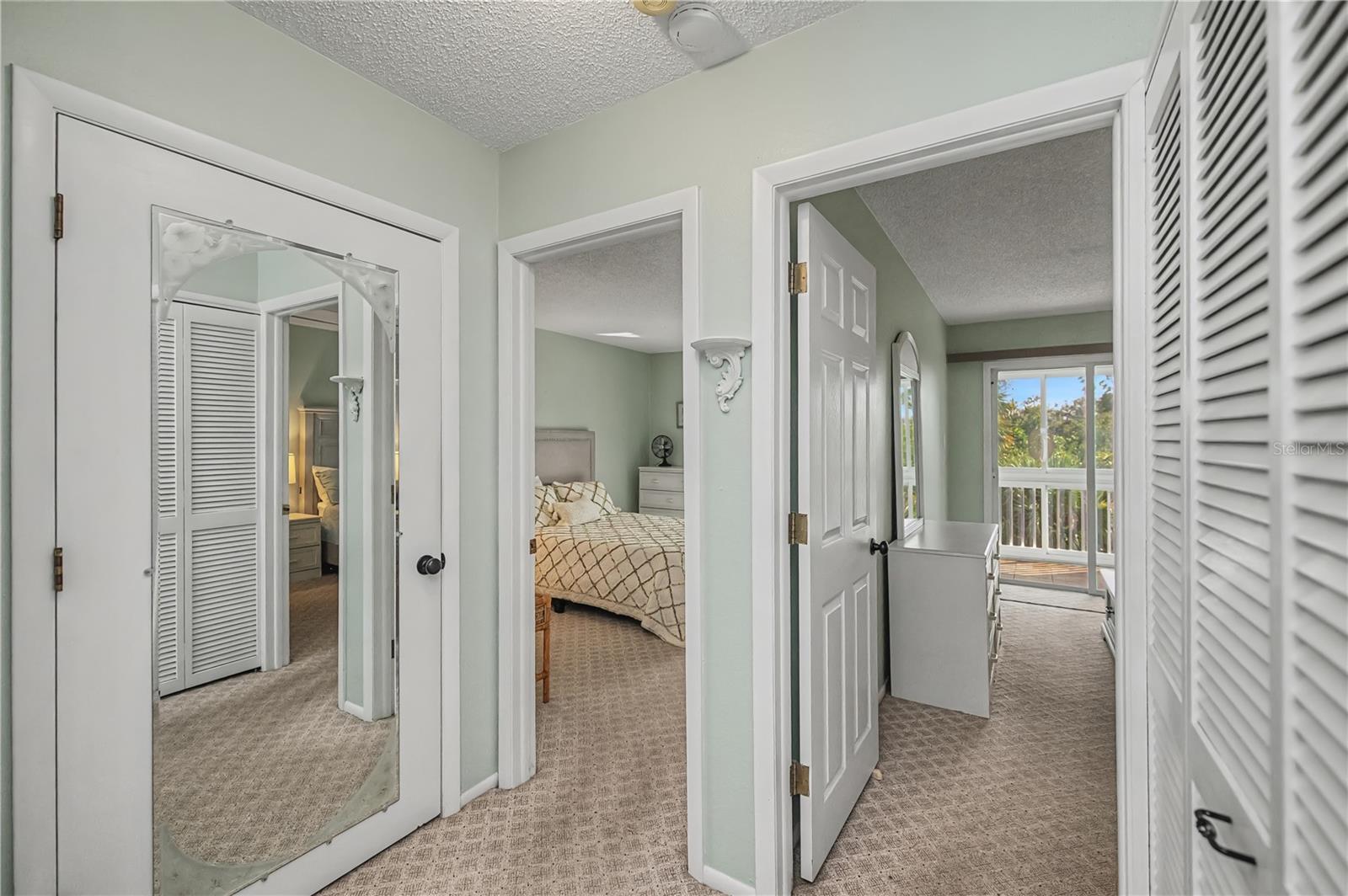 EDGEWATER VILLAGE BLDG I - Residential