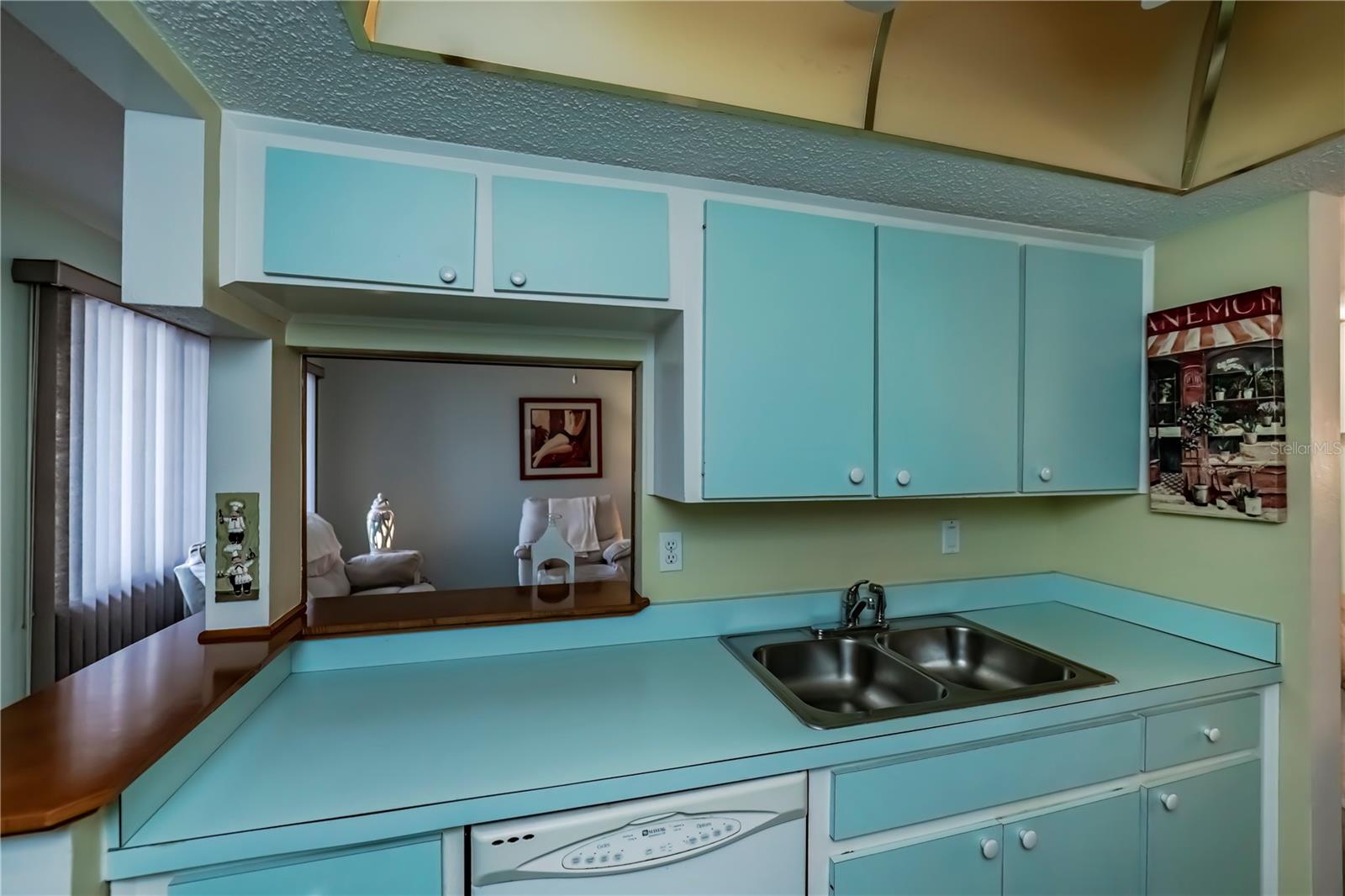 EDGEWATER VILLAGE BLDG I - Residential