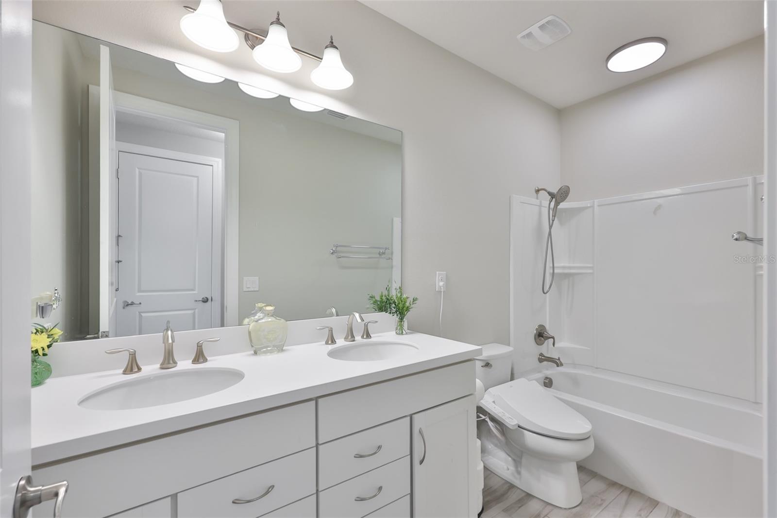 BIRCHWOOD PRESERVE - Residential