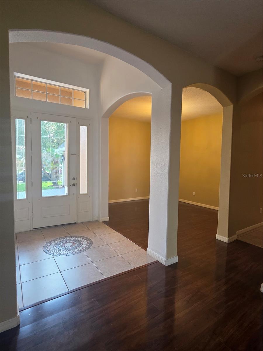 BRISTOL ESTATES - Residential