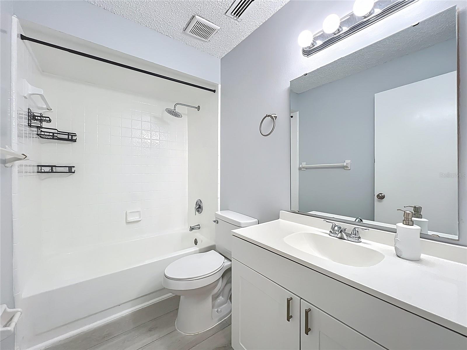 GREENSPOINTE - Residential Lease