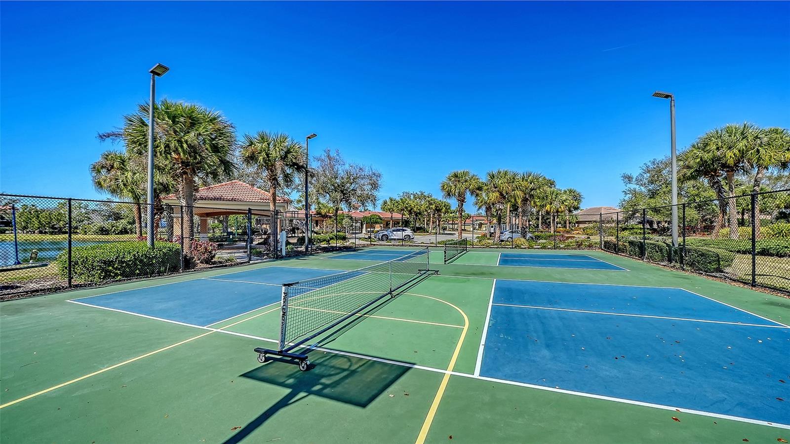 WILLOWBEND PH 4 - Residential