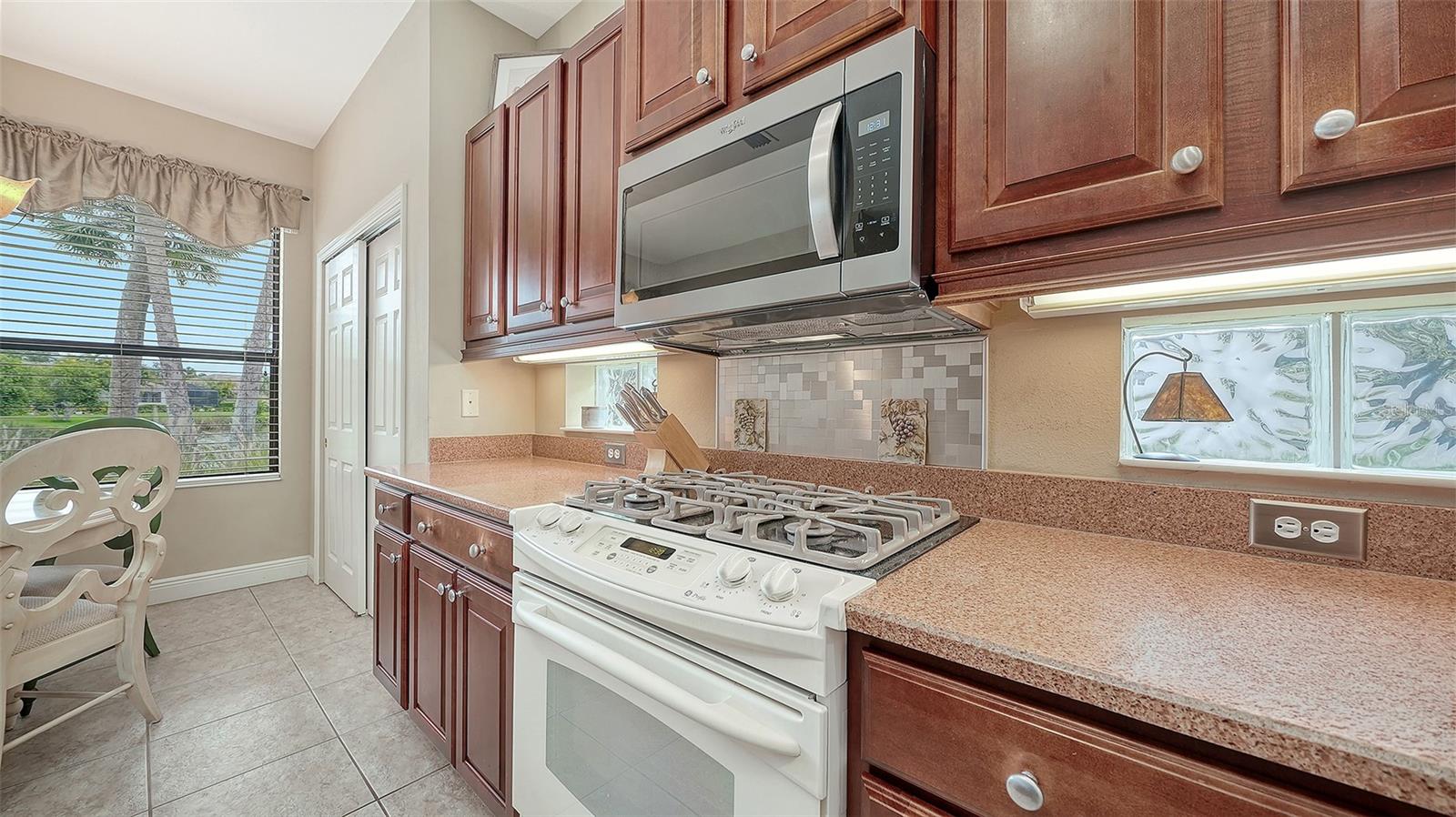 WILLOWBEND PH 4 - Residential