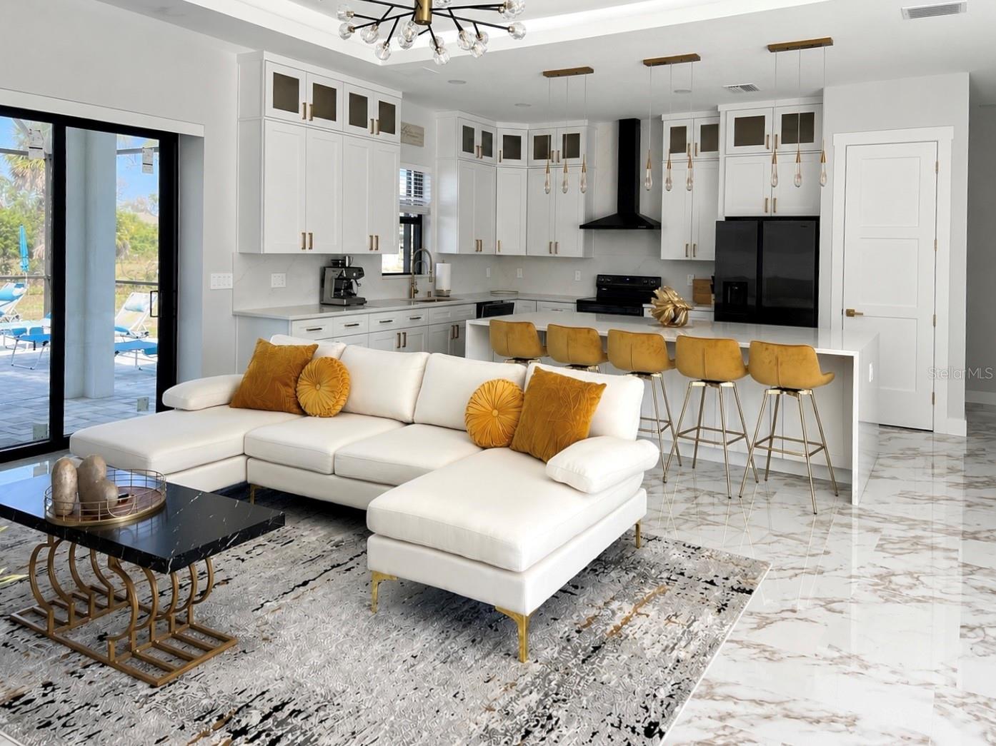 ROTONDA WEST PINE VALLEY - Residential Lease
