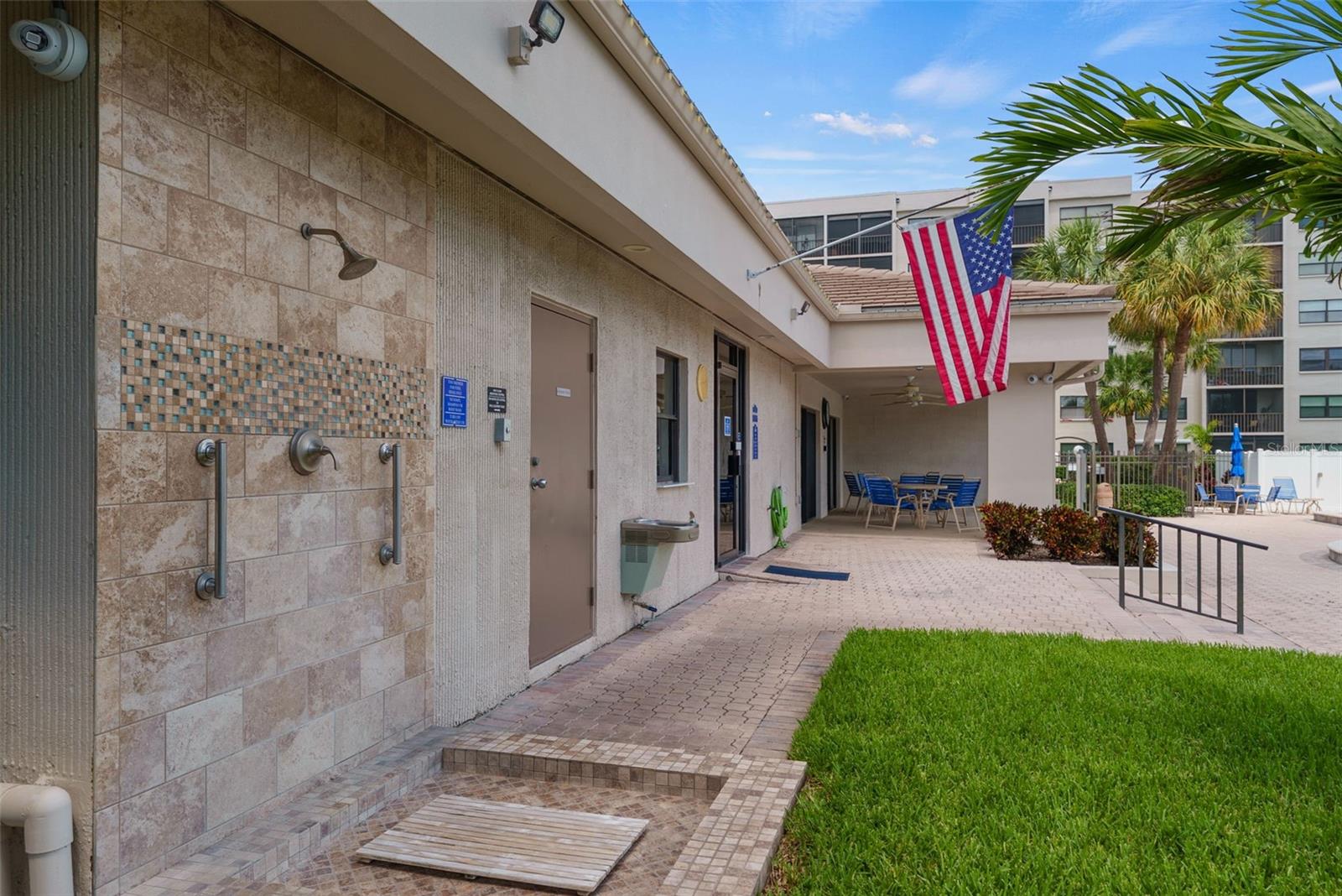 PASADENA COVE CONDO - Residential